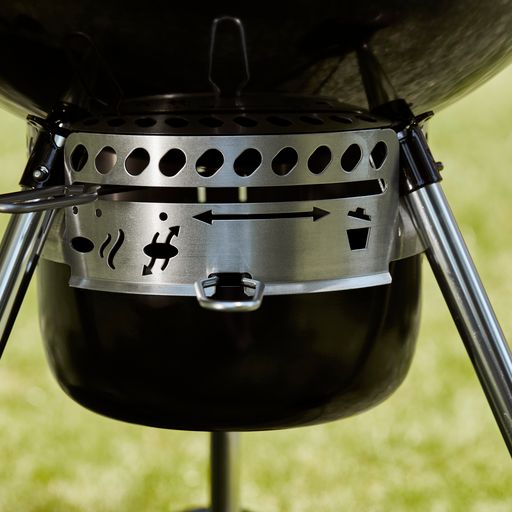 Weber 57cm Master-Touch Kettle Black Plus