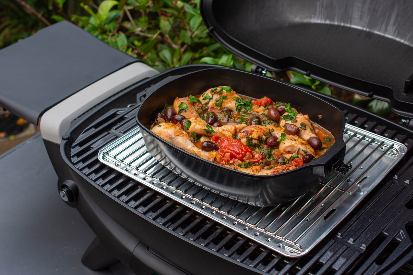 Weber Q Ware Casserole Dish Large