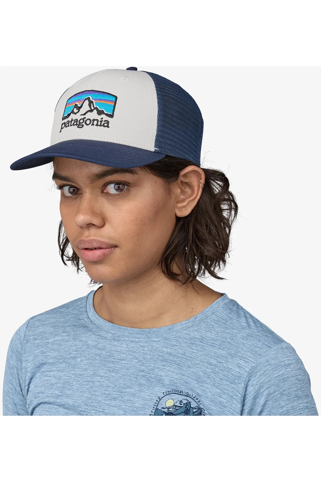 Patagonia Fitz Roy Horizons Trucker Hat White with New Navy Horizon Leisure
