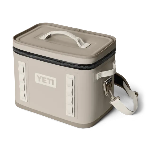 Yeti Hopper Flip 18 Cape Taupe Horizon Leisure