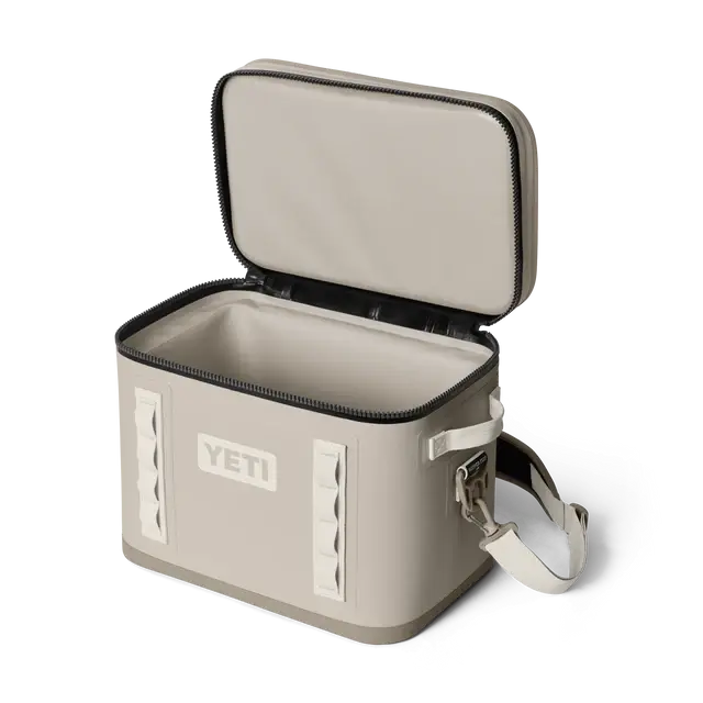 Yeti Hopper Flip 18 Cape Taupe Horizon Leisure